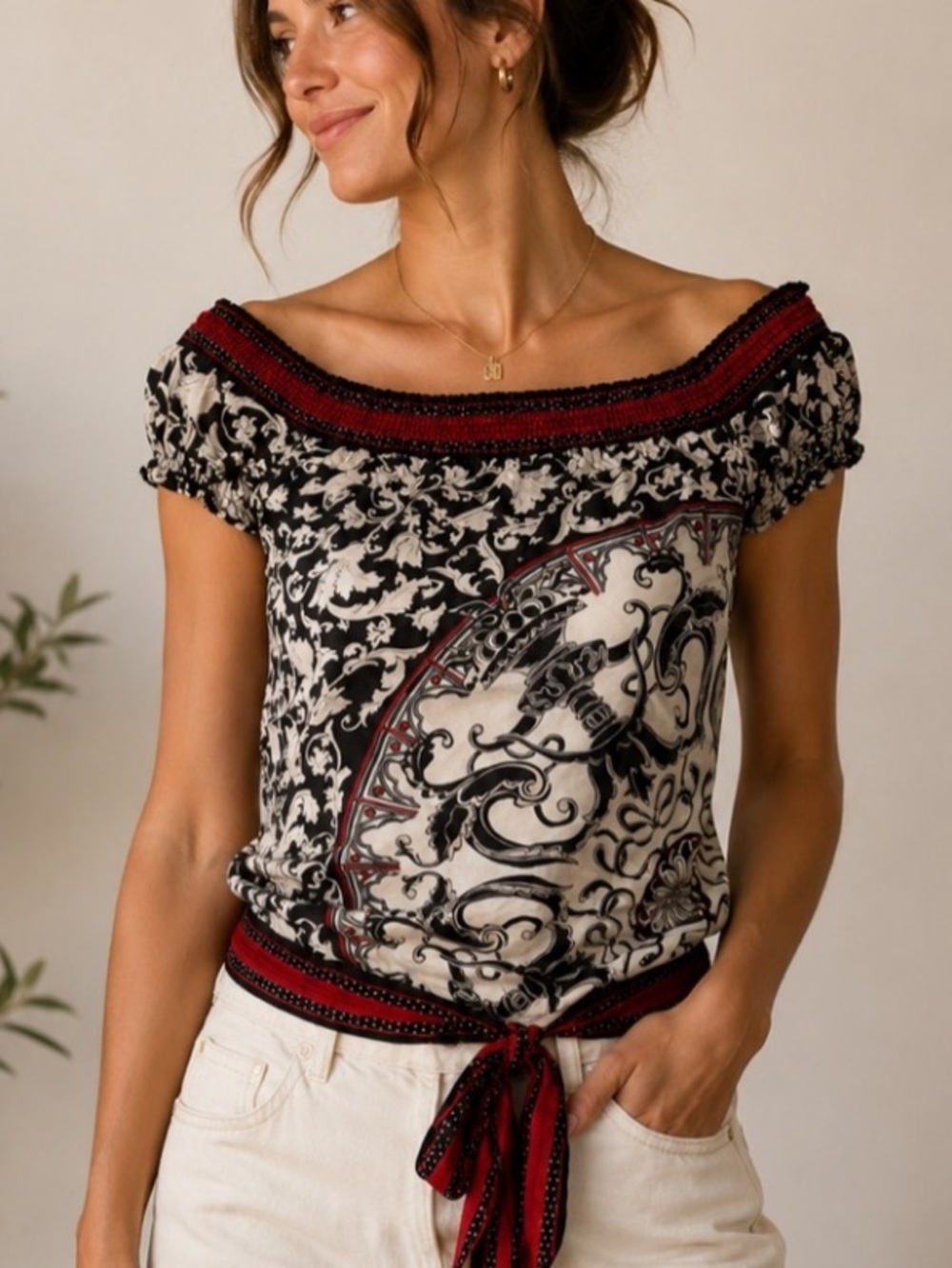 White House Black Market Off Shoulder Scarf Print Tie-Hem Blouse Size Small